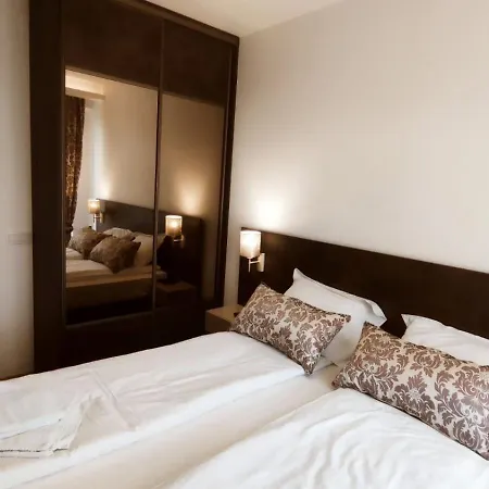 Belvil - Sakura Park Lux Apartment