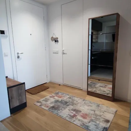 Belvil - Sakura Park Lux Apartment